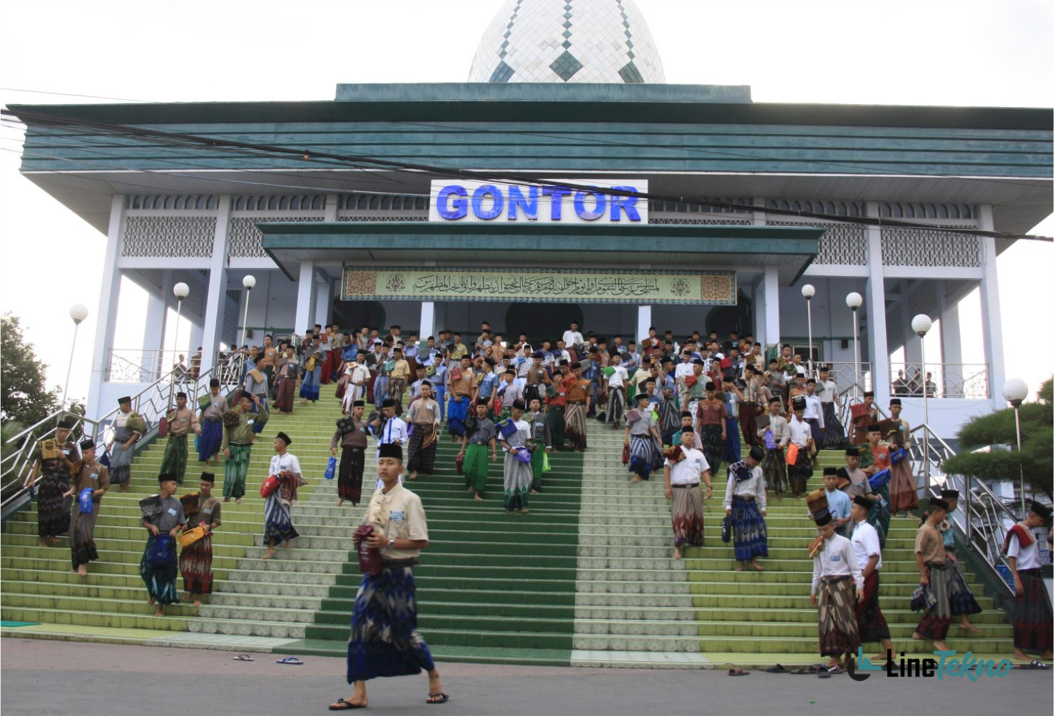 Rincian Biaya Masuk Bulanan Pondok Pesantren Gontor LineTekno